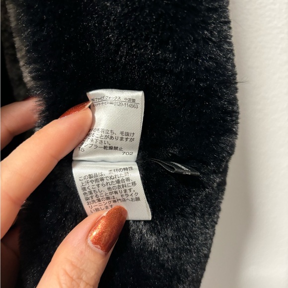 COMME CA ISM Black and Gray Infinity Circle Scarf from Japan - Picture 4 of 4